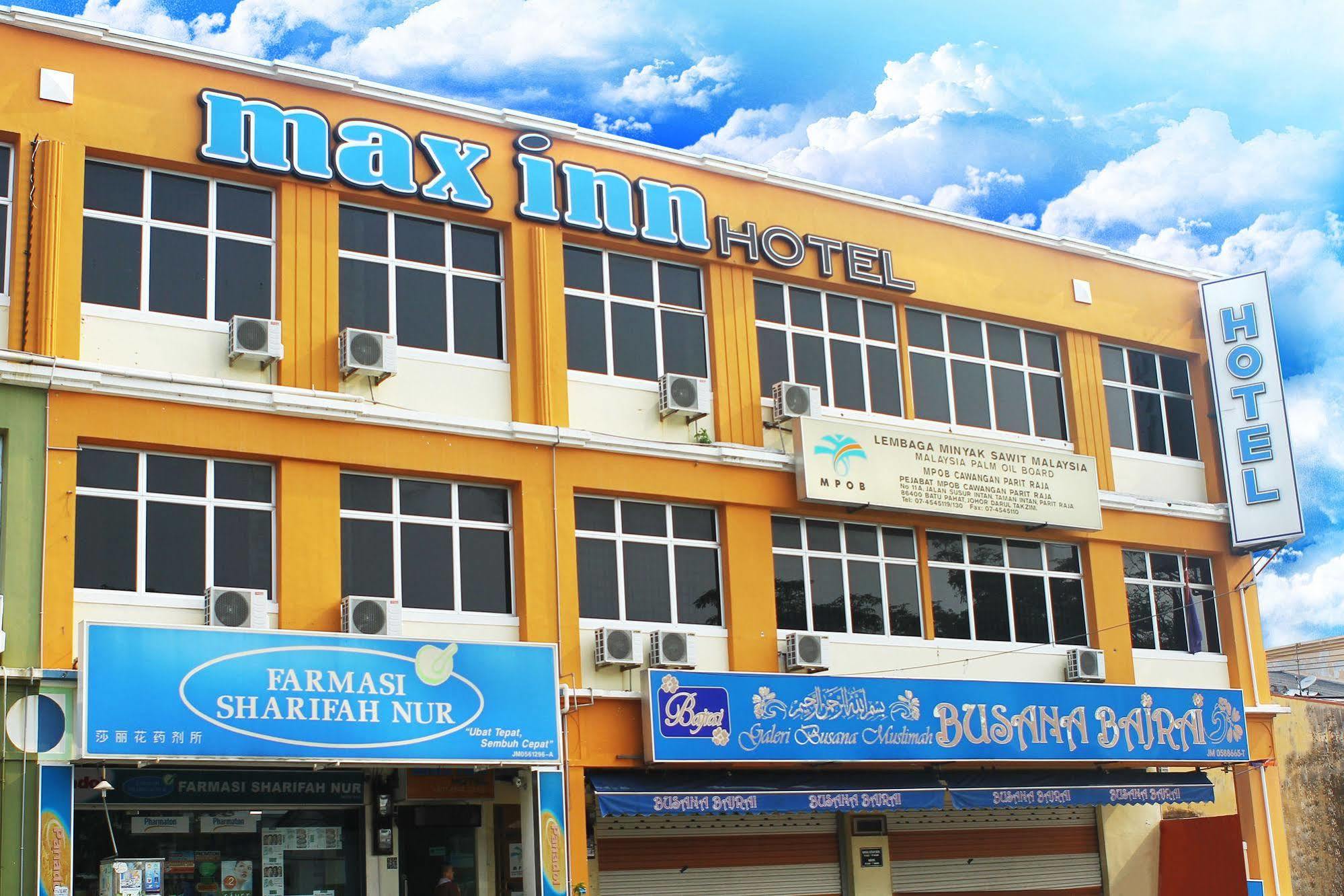 Max Inn Hotel ปาริตราจา ภายนอก รูปภาพ